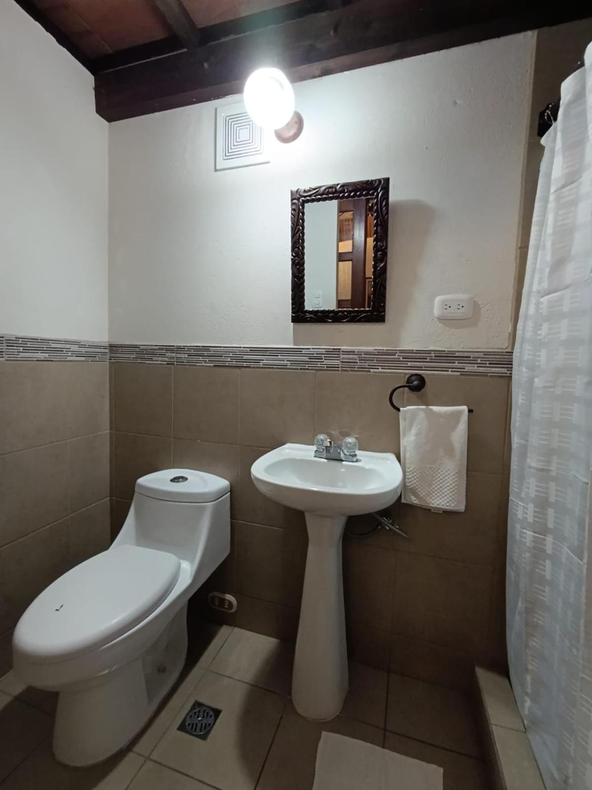 מלון אנטיגואה גואטמלה Donde Lico מראה חיצוני תמונה